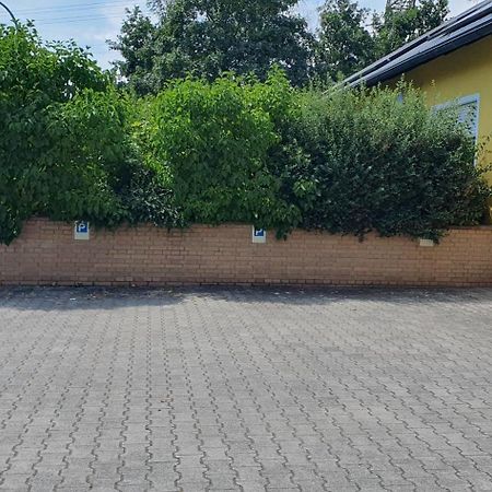 Ferienwohnung Giovanni Studio Schwandorf Esterno foto
